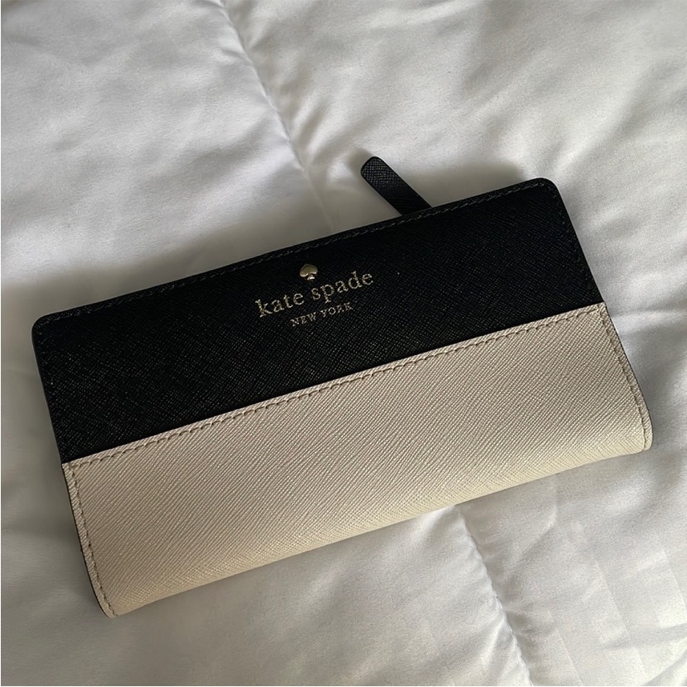 kate spade colorblocked bifold wallet